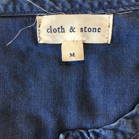 CLOTH & STONE Anthropologie Blue Cut V Neck Rounded Hem Chambray Shirt - Picture 2 of 8